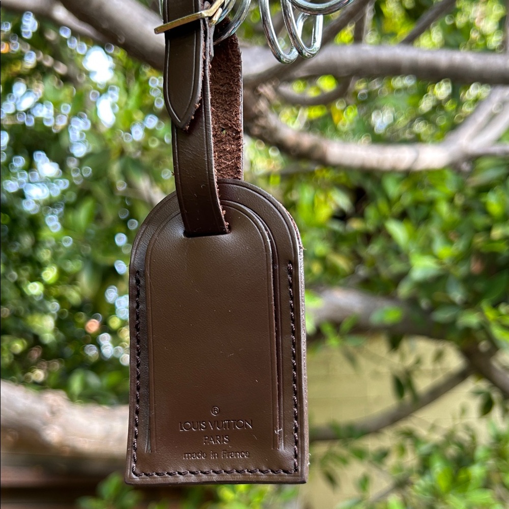 Louis Vuitton Leather Luggage Tag. Rare Find Damier Ebene 🧳★ - Picture 6 of 11